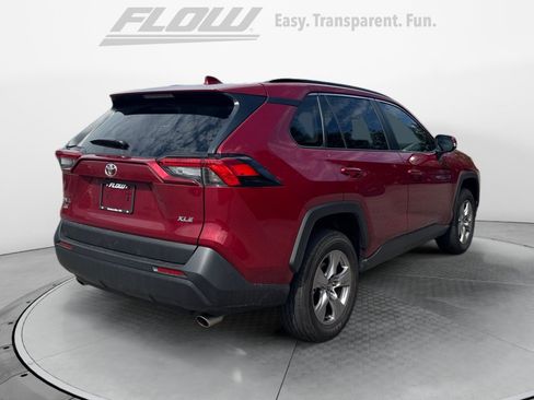 Used 2025 Toyota RAV4 XLE FWD image 7