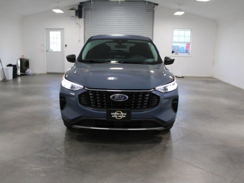 Used 2025 Ford Escape Active image 18