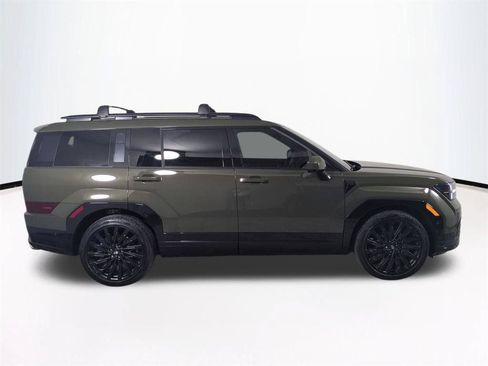 Used 2025 Hyundai Santa Fe Calligraphy FWD image 4