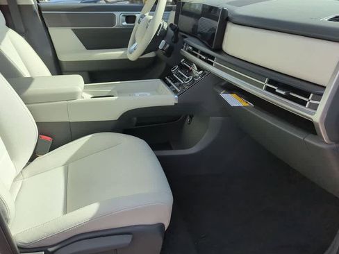 New 2026 Hyundai Santa Fe SE image 22