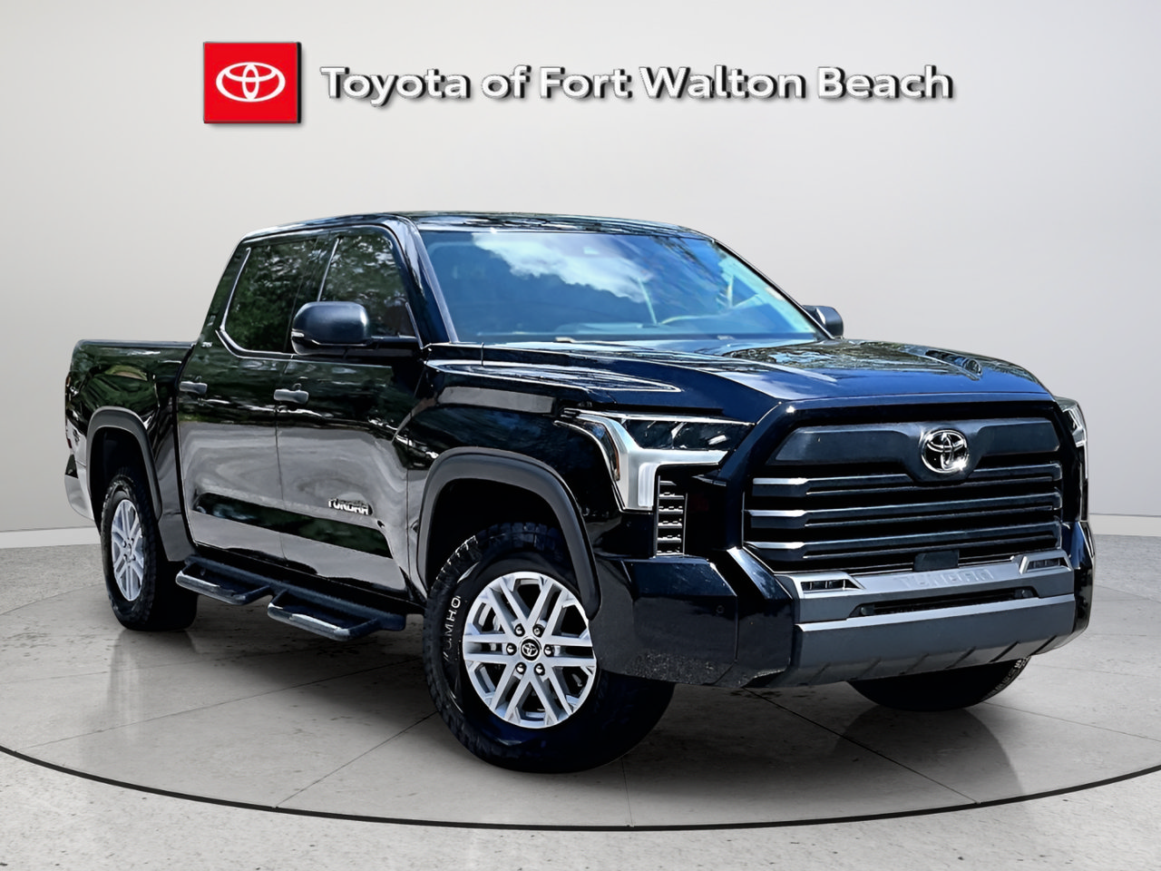 Used 2024 Toyota Tundra SR5 w/ SR5 Convenience Package AWD/4WD image 2