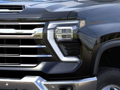 New 2026 Chevrolet Silverado 3500 LTZ w/ LTZ Plus Package AWD/4WD image 10