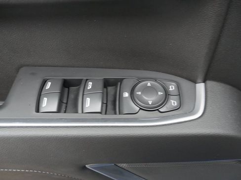 Used 2022 Chevrolet Silverado 1500 LT w/ Z71 Off-Road Package image 29