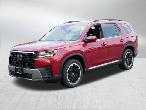 Used 2026 Honda Pilot image 3
