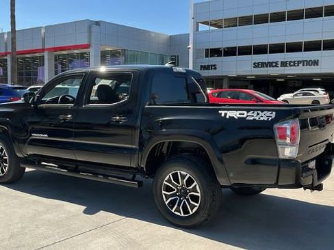 Used 2023 Toyota Tacoma TRD Sport w/ TRD Premium Sport Package AWD/4WD image 23