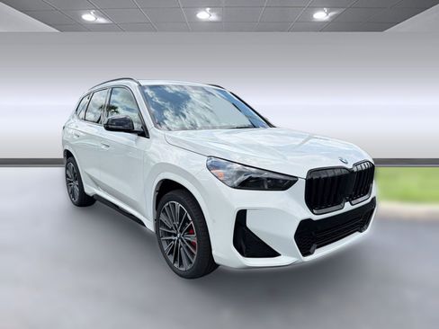 New 2026 BMW X1 xDrive28i w/ Technology Package AWD/4WD image 7