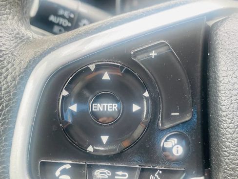 Used 2020 Honda CR-V LX image 9