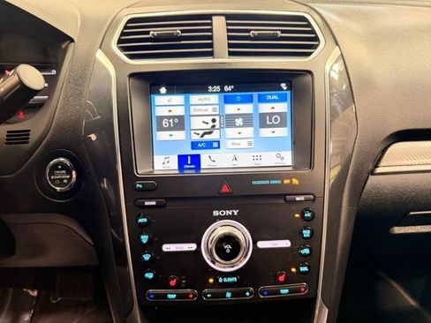 Used 2019 Ford Explorer Sport AWD/4WD image 32