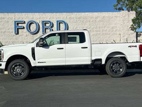 New 2026 Ford F250 4x4 Crew Cab Super Duty image 7