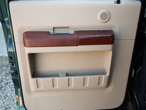 Used 2011 Ford F350 King Ranch w/ FX4 Off Road Pkg image 45