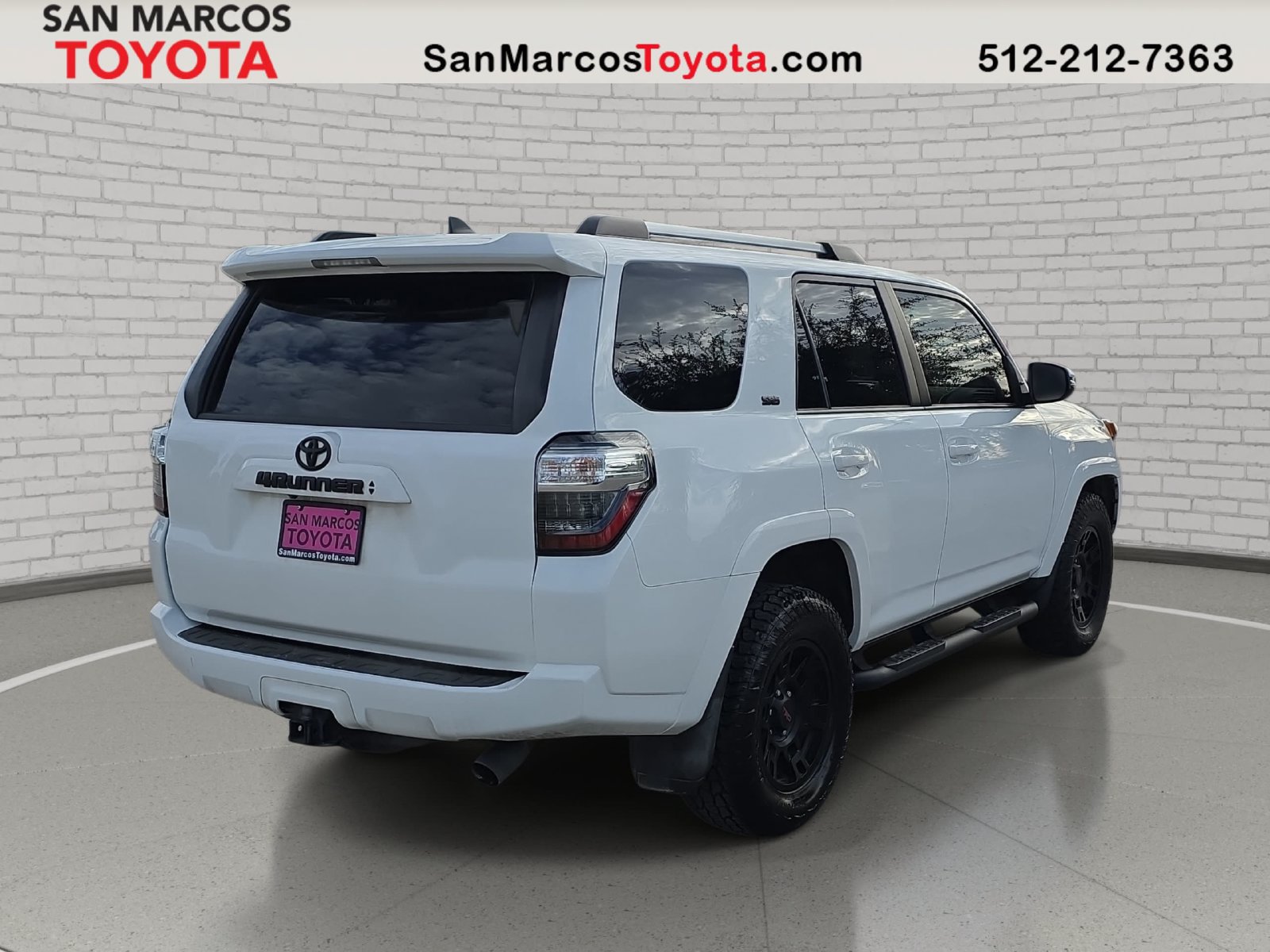 Used 2023 Toyota 4Runner SR5 Premium w/ Moonroof Package RWD image 6