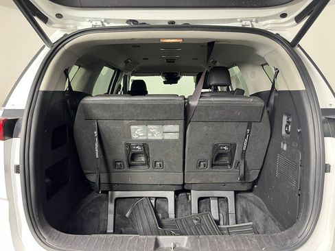 Used 2024 Kia Carnival SX image 21