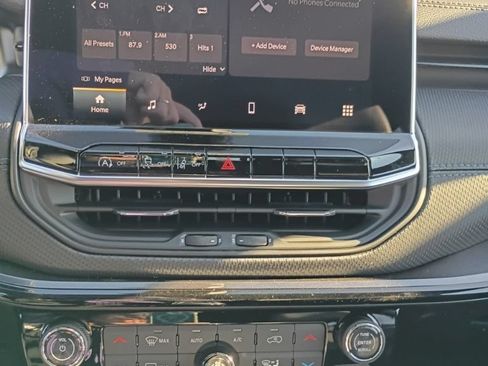 New 2026 Jeep Compass Latitude AWD/4WD image 11