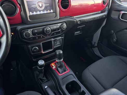 Used 2023 Jeep Wrangler Sport image 27