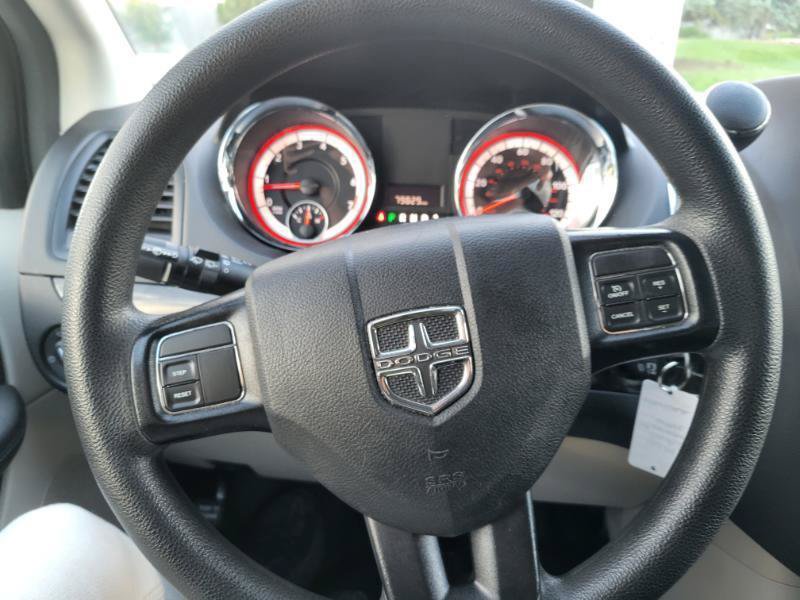 Used 2019 Dodge Grand Caravan SE w/ Power Convenience Group I FWD image 28