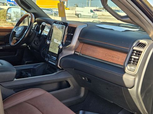 Used 2022 RAM 3500 Limited image 30