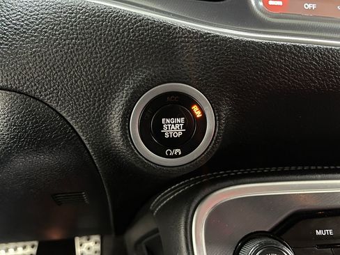 Used 2020 Dodge Challenger R/T Scat Pack RWD image 18