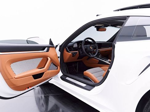 Used 2024 Porsche 911 Turbo S AWD/4WD image 37