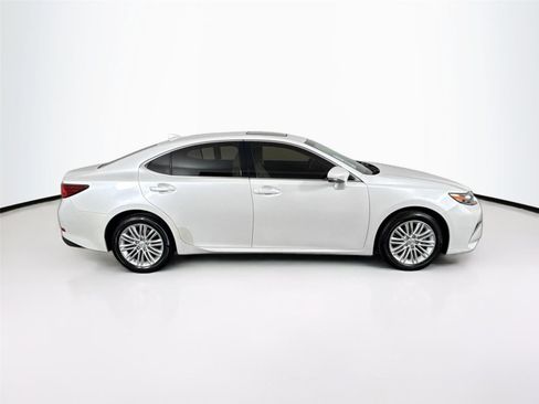 Used 2016 Lexus ES 350 image 9