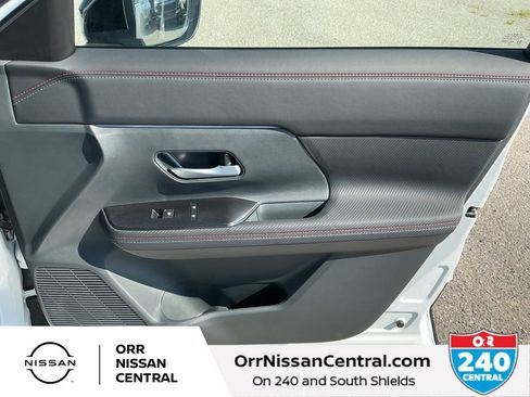 New 2026 Nissan Kicks SR w/ SR Premium Package FWD image 10