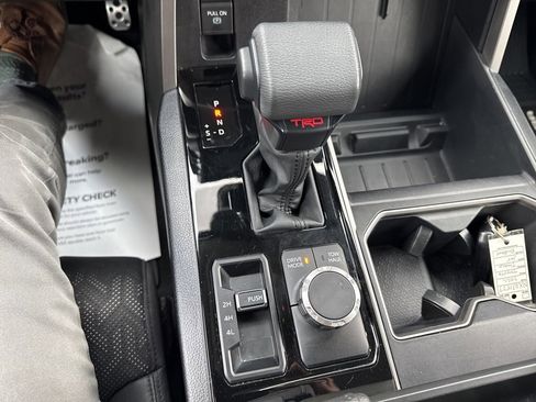 Used 2022 Toyota Tundra SR5 image 15