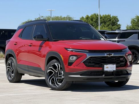New 2026 Chevrolet TrailBlazer RS w/ Convenience Package FWD image 2