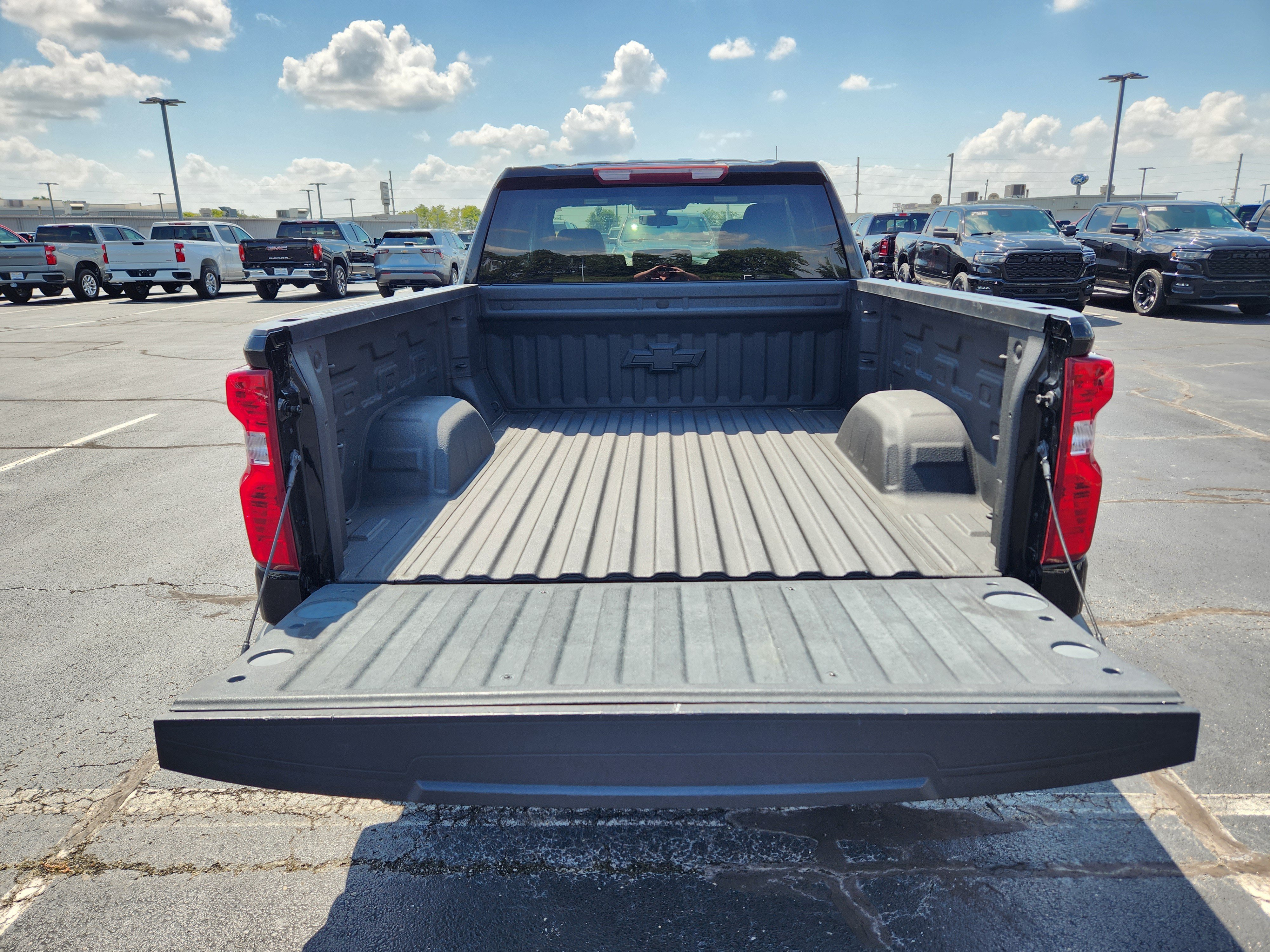Used 2020 Chevrolet Silverado 1500 LT w/ All-Star Edition AWD/4WD image 10