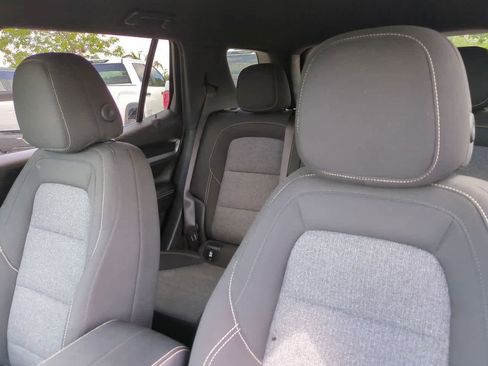 Used 2025 GMC Terrain Elevation AWD/4WD image 8