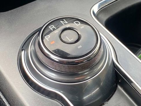 Used 2019 Ford Fusion SE image 29