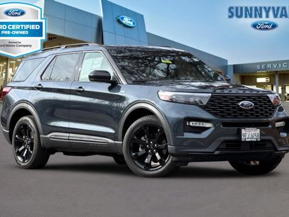 Certified 2022 Ford Explorer ST-Line w/ Class IV Trailer Tow Package