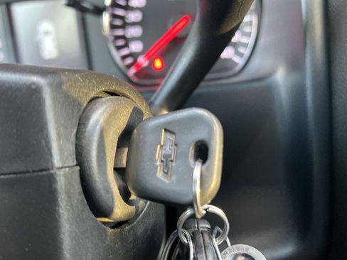 Used 2018 Chevrolet Silverado 1500 W/T w/ WT Convenience Package image 16