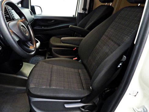 Used 2019 Mercedes-Benz Metris image 10