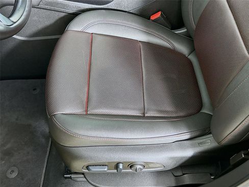 Used 2022 Chevrolet Blazer RS image 19