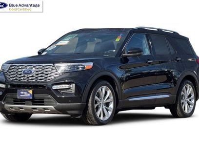 Certified 2023 Ford Explorer Platinum w/ Technology Package