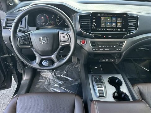 Certified 2024 Honda Ridgeline RTL image 17