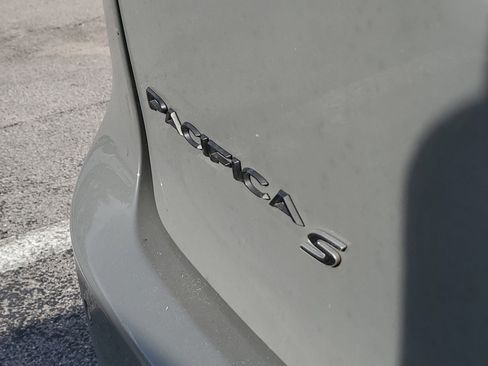 Used 2020 Chrysler Pacifica Touring-L Plus w/ S Appearance Package image 6