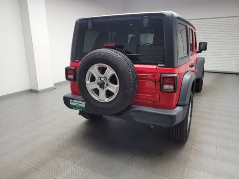 Used 2018 Jeep Wrangler Unlimited Sport S AWD/4WD image 7