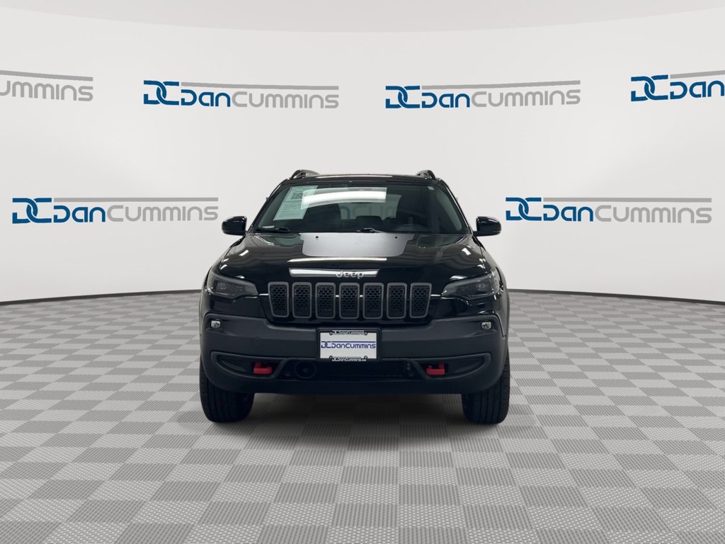 Used 2022 Jeep Cherokee Trailhawk w/ Comfort/Convenience Group AWD/4WD image 3