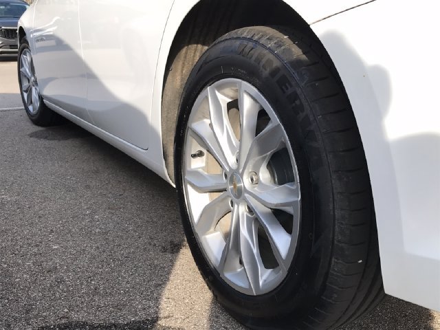 Certified 2024 Chevrolet Malibu LT FWD image 14