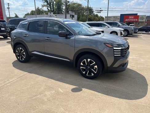 Certified 2026 Nissan Kicks SV w/ Cold Weather Package AWD/4WD image 7