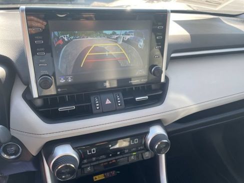Used 2022 Toyota RAV4 XLE Premium FWD image 21