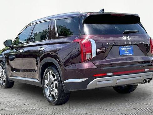 Certified 2023 Hyundai Palisade Limited FWD image 11