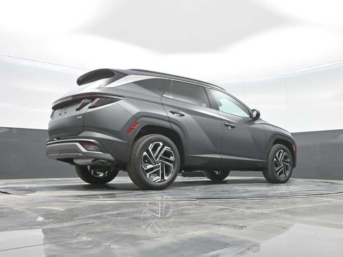 New 2026 Hyundai Tucson Limited image 37