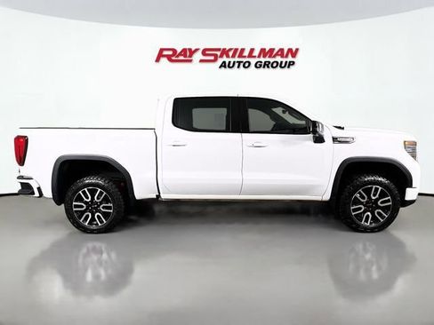 Used 2025 GMC Sierra 1500 AT4 w/ AT4 Premium Package image 8