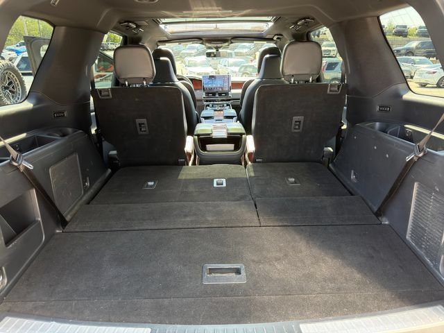 Used 2022 Lincoln Navigator Reserve AWD/4WD image 50