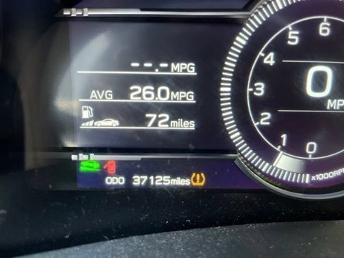 Used 2023 Toyota GR86 RWD image 7