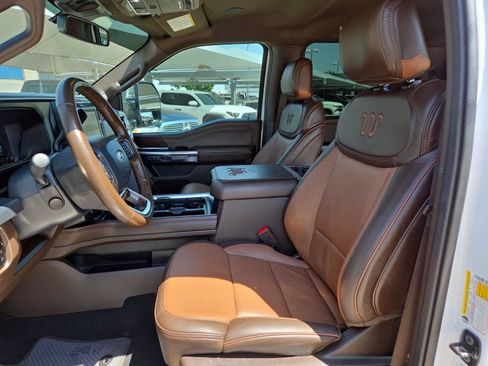 Used 2025 Ford F350 King Ranch w/ Chrome Package AWD/4WD image 15