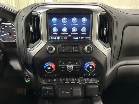 Used 2023 GMC Sierra 3500 SLT w/ SLT Convenience Package image 33