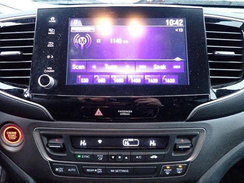 Used 2021 Honda Ridgeline Sport image 14