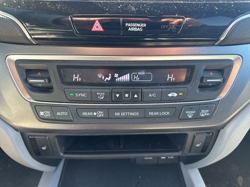 Used 2019 Honda Pilot EX image 26
